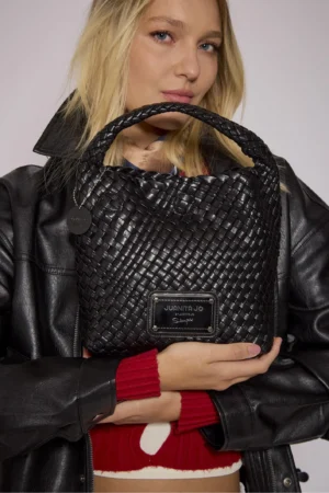 Cartera chica Lazo